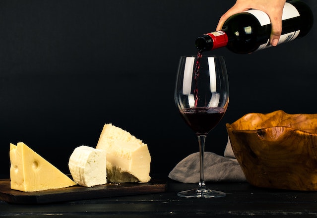 Formaggio e vino